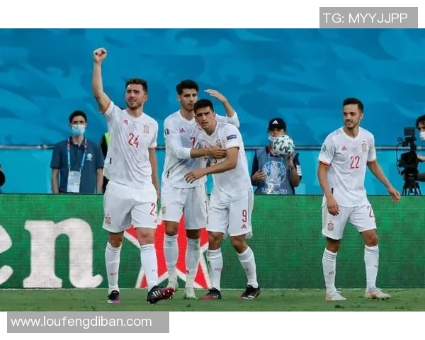 克罗地亚与西班牙足球对决精彩重播回顾分析与精彩瞬间分享